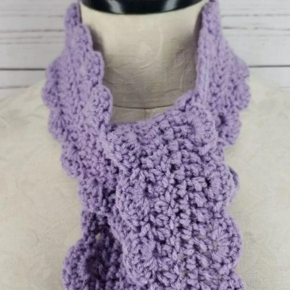 Handmade Crochet Lavender Purple‎ Detailed Scalloped Edge Scarf Wrap